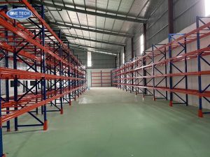 Comprehensive Warehouse Racking Solutions 1 Comprehensive Warehouse Racking Solutions 1