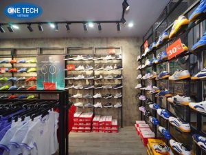Display Shelves For Nearly 30 Dong Luc Sport Stores 3