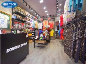 Display Shelves For Nearly 30 Dong Luc Sport Stores
