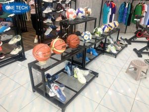 Display Shelves For Nearly 30 Dong Luc Sport Stores 5